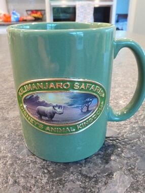 Disney World Green Coffee Mug Animal Kingdom Kilimanjaro Safaris Disney Parks